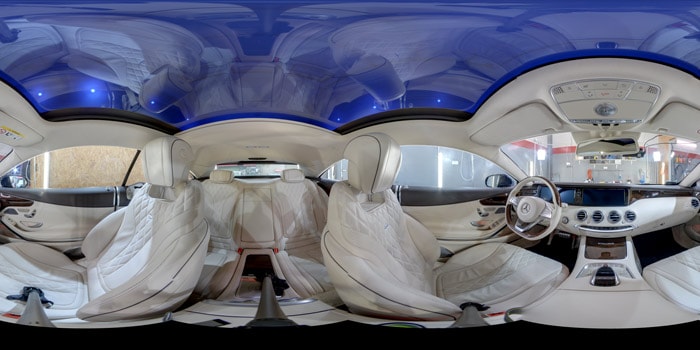 Panorama sferyczna wewnątrz samochodu